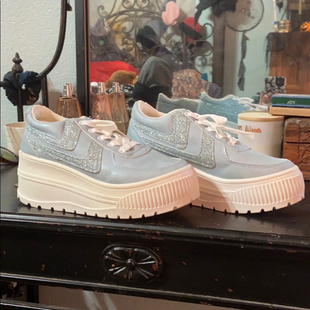 Dolls kill blue platform sneakers